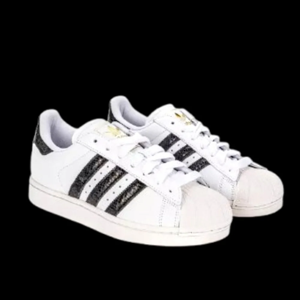 Adidas Originals Superstar 2 Snakeskin Stripes Womens Size 9.5 White Black